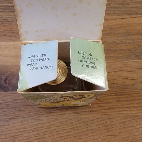 Avon Courting Carriage Moonwind Cologne 1 oz Vintage In Box Full Bottle - Picture 4 of 6